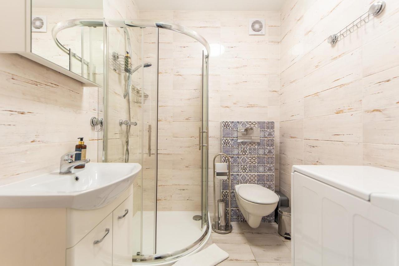 מידזיזדרויה Kolorowe Balkony - Sloneczny Apartament W Miedzyzdrojach By Noclegi Renters מראה חיצוני תמונה